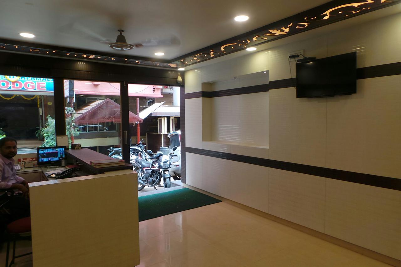 Manjusri Paradise Hotel Bangalore Exterior foto